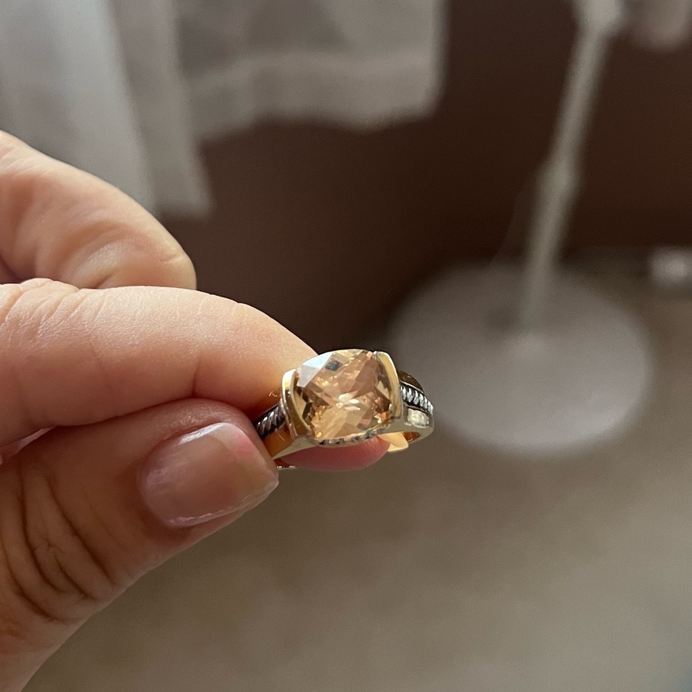 Ladies ring size 7